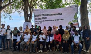 UTI Foto bersama